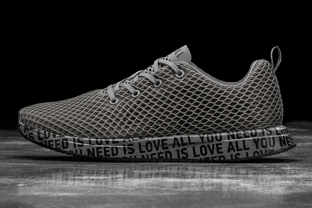 Nobull All You Need Is Love Mesh Runner Loopschoenen Heren Donkergrijs | 160857-IMT