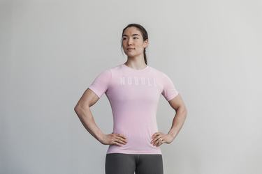 Nobull T-shirts Dames Roze | 759841-CAN